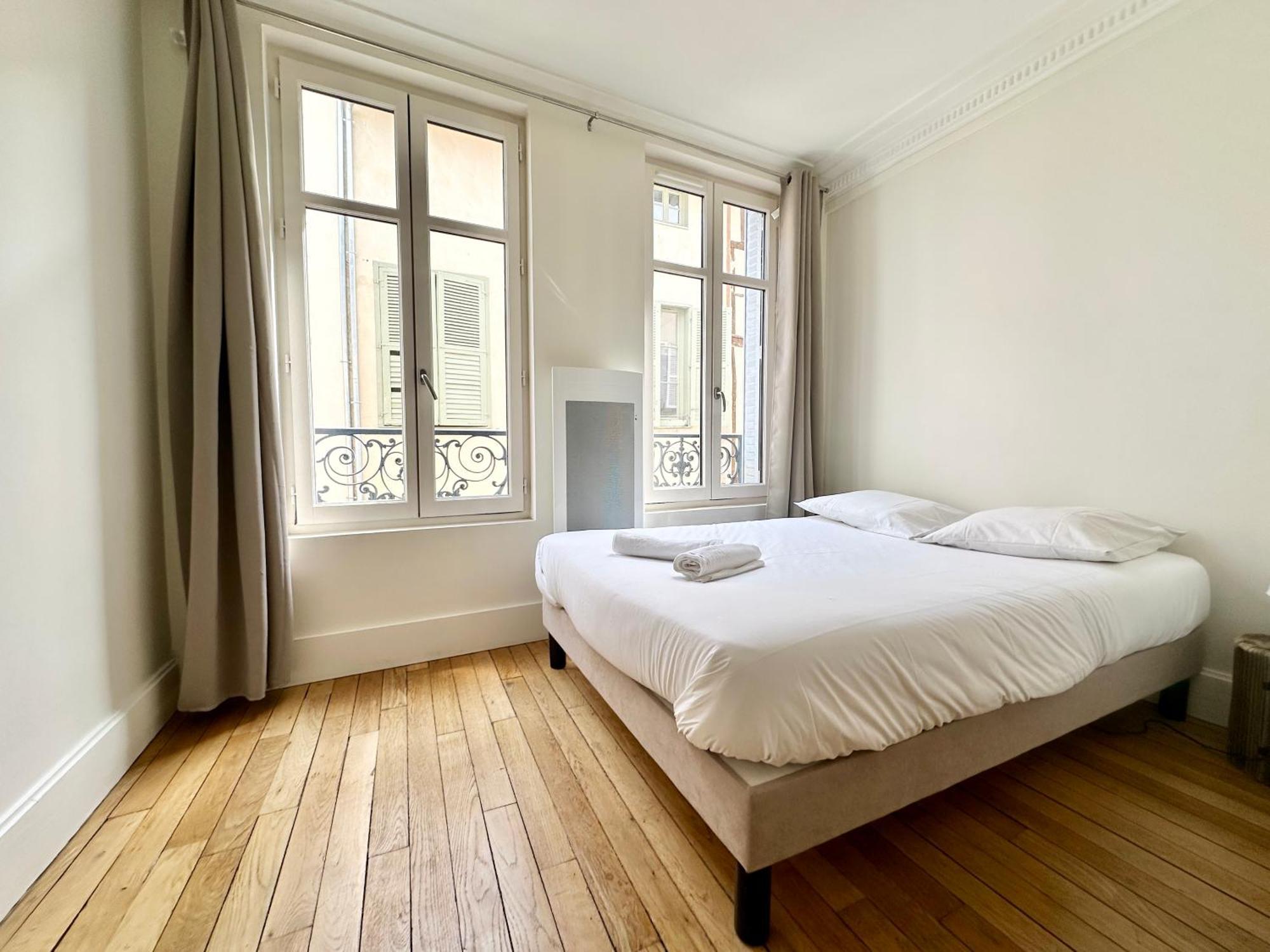 L'Haussmannien, Splendide Et Lumineux Apartment Limoges Bagian luar foto